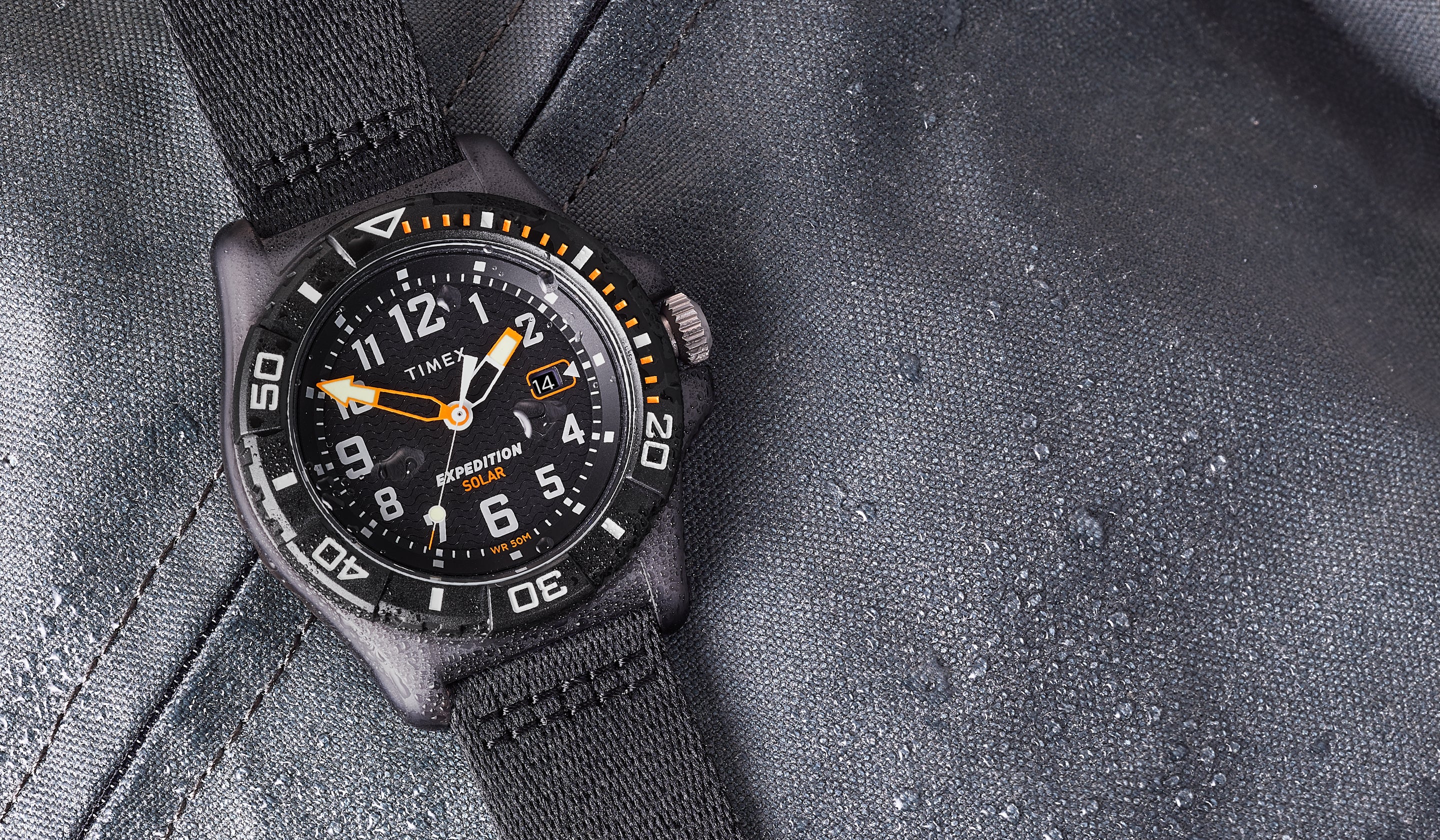 Timex メンズ レガシーオーシャン 42mm 腕時計, グリーン/ブラック