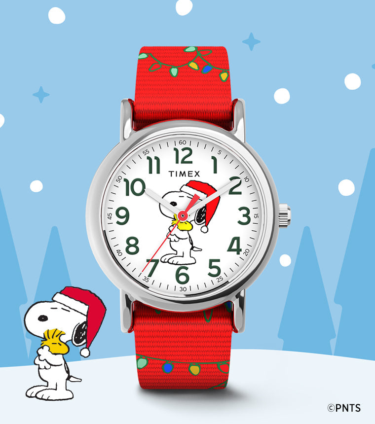 Peanuts® x Timex Weekender Snoopy Santa Hat 31mm Fabric Strap