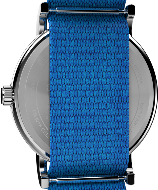 TW2W19400 Peanuts® x Timex Weekender Gang's All Here 38mm Fabric Strap Watch Caseback Image