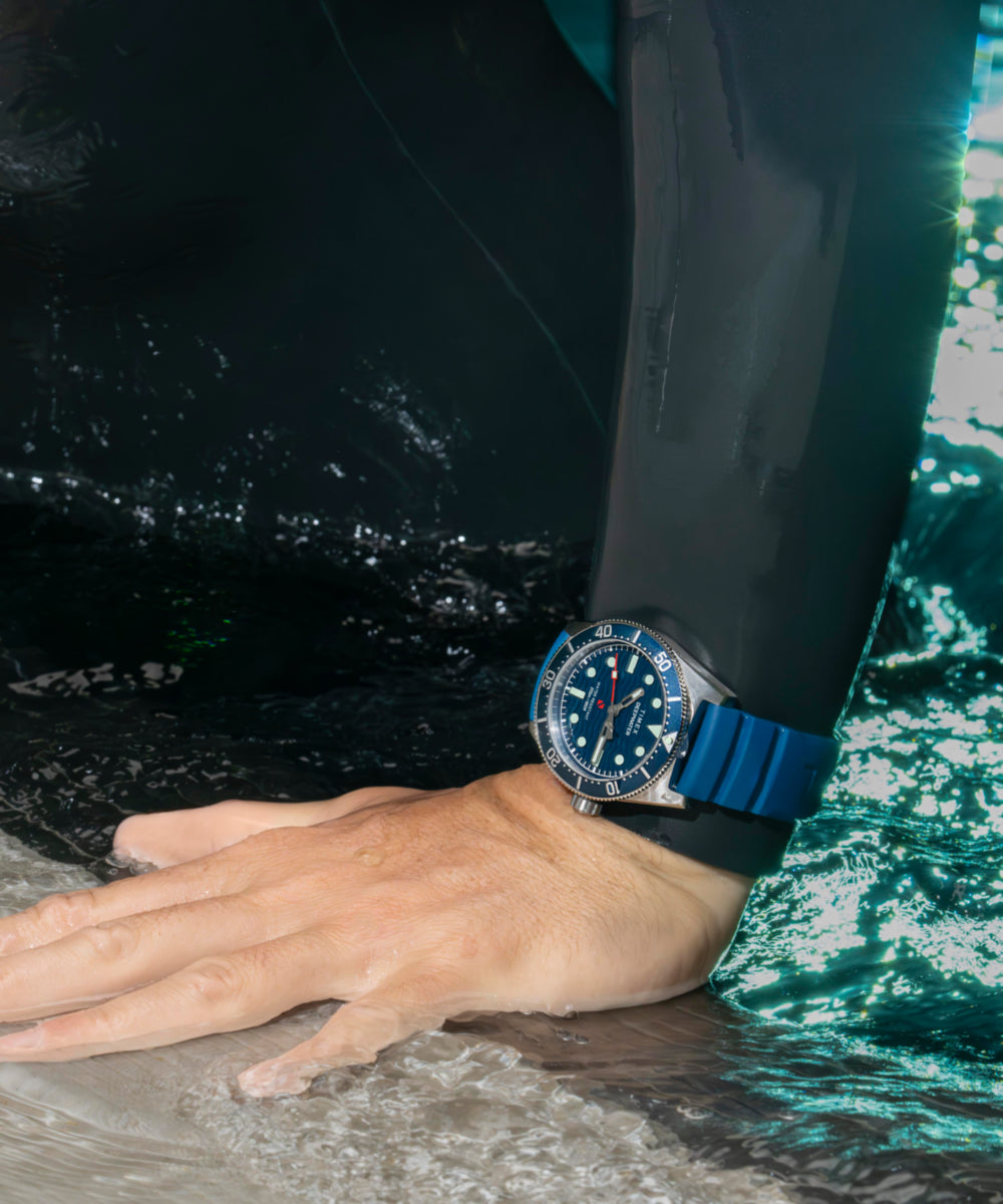 Swimming wrist watch hotsell