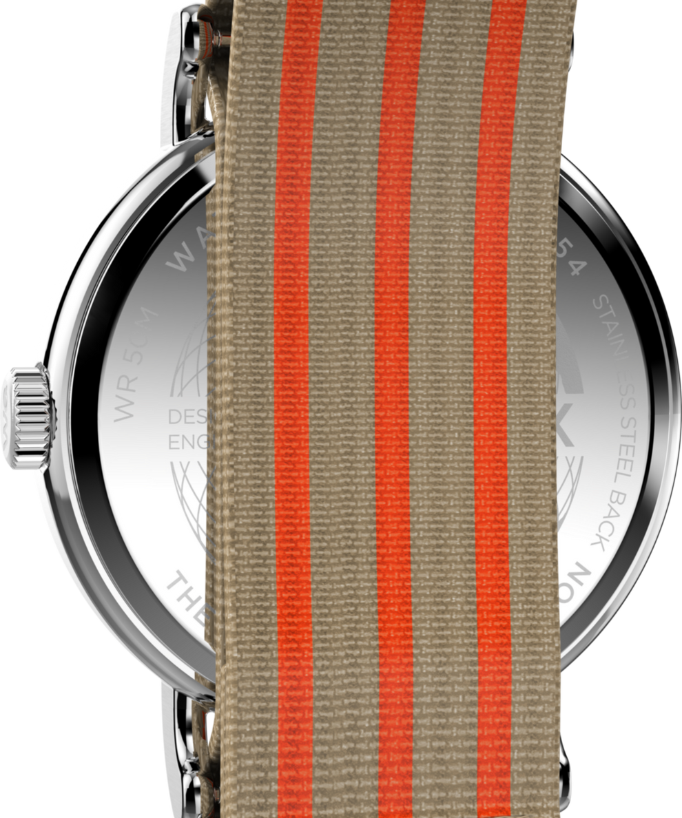 TW2Y08900 Timex Weekender 40mm Fabric Strap Watch Caseback Image