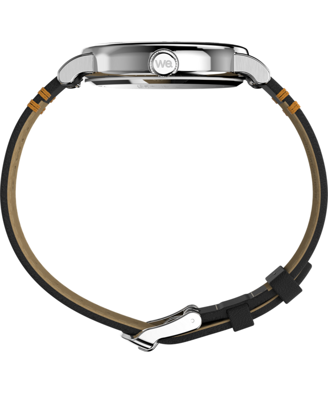 TW2Y12300 Peanuts® x Timex Weekender Pumpkin Dial 40mm Leather Strap Watch Profile Image