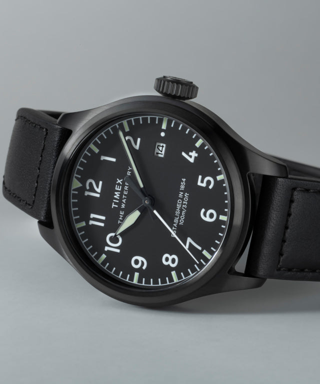 TW2Y18900 Waterbury Ace 41mm Leather Strap Watch Campaign Key Silhouettes (Beauty shots) Image