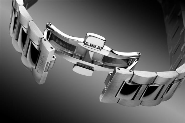 TW2Y19200 Waterbury Heritage Chronograph 39mm Stainless Steel Bracelet Watch   Collab Additional Image