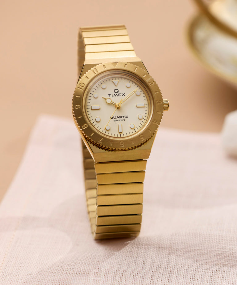 TW2Y57500 Q Timex® Mini 30mm Stainless Steel Expansion Band Watch  Campaign Key Silhouettes (Beauty shots) Image