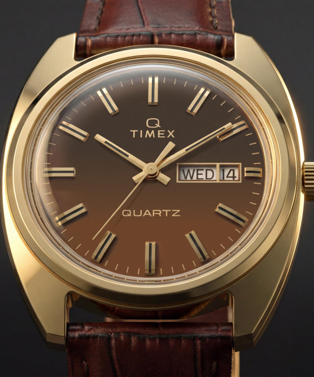 TW2Y87200 Timex 1978 Day Date Fumé Reissue 37mm Leather Strap Watch Alt Beauty Shot 4